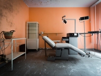 dentist-dentysta-polska-poland-urbex-abandoned-opuszczone-dom-house-2