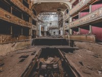Theater-ordinary-Sunday-teatr-theater-Italy-Wlochy-luoghi-abbandonati-urbex-urban-exploration-abandoned-miejsca-opuszczone-urbex.net_.pl-8