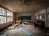 szkola-school-Japan-Japonia-haikyo-廃墟-日本-urbex-urban-exploration-abandoned-miejsca-opuszczone-urbex.net_.pl-10