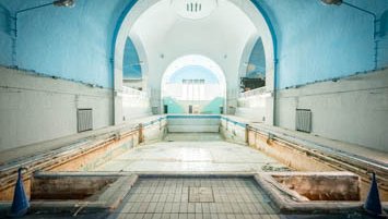 abandoned synagogue Poland