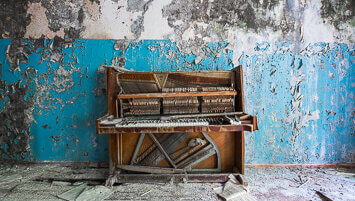 abandoned school Abkhazia